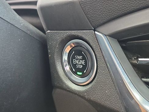 Used 2024 Buick Encore GX Sport Touring AWD/4WD image 20