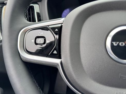 New 2026 Volvo XC60 B5 Ultra w/ Protection Package Premier image 15