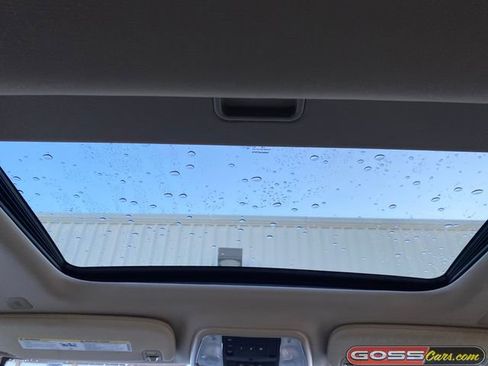 Used 2019 Jeep Grand Cherokee Limited image 16