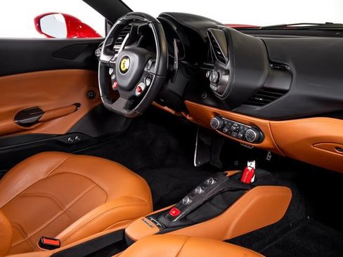 Certified 2018 Ferrari 488 GTB RWD image 49