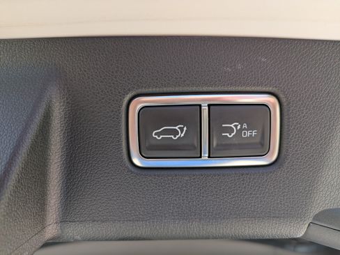 Used 2025 Kia Sorento SX FWD image 12