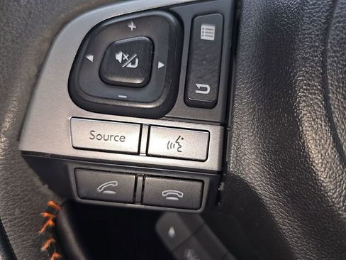 Used 2016 Subaru Crosstrek 2.0i Premium image 11