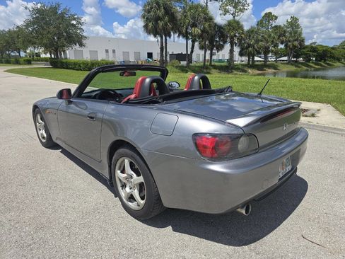Used 2000 Honda S2000 image 4