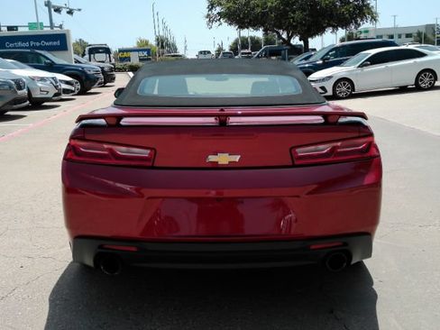 Used 2017 Chevrolet Camaro LT w/ Technology Package RWD image 9