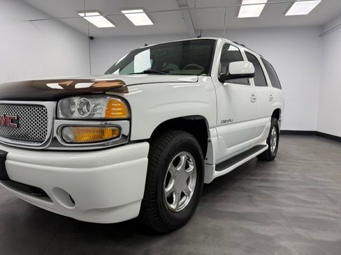 Used 2003 GMC Yukon Denali AWD/4WD image 18