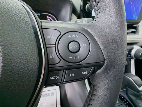 Used 2024 Toyota RAV4 XLE Premium image 12