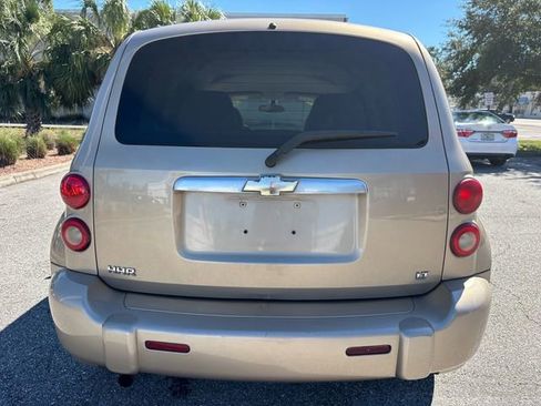 Used 2006 Chevrolet HHR LT image 12