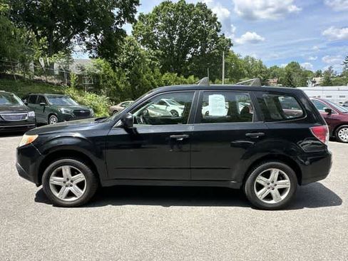 Used 2010 Subaru Forester 2.5X AWD/4WD image 2