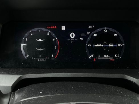 Used 2025 Toyota Tacoma TRD Off-Road image 37