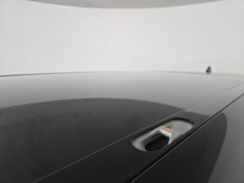 Used 2024 Rivian R1S Adventure AWD/4WD image 13