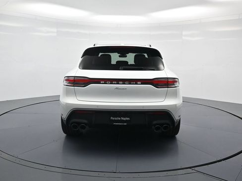Used 2025 Porsche Macan image 26
