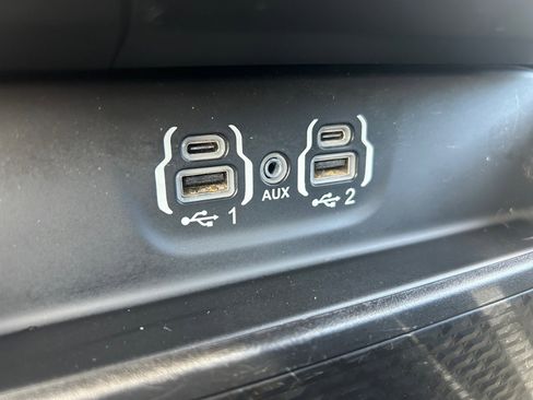 Used 2022 RAM 1500 Laramie image 19