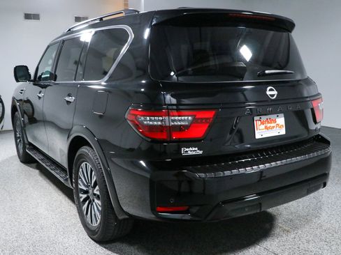 Used 2024 Nissan Armada SL w/ Midnight Edition Package AWD/4WD image 9