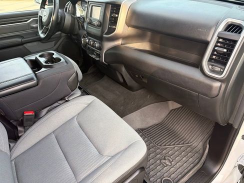 Used 2023 RAM 1500 Big Horn AWD/4WD image 34