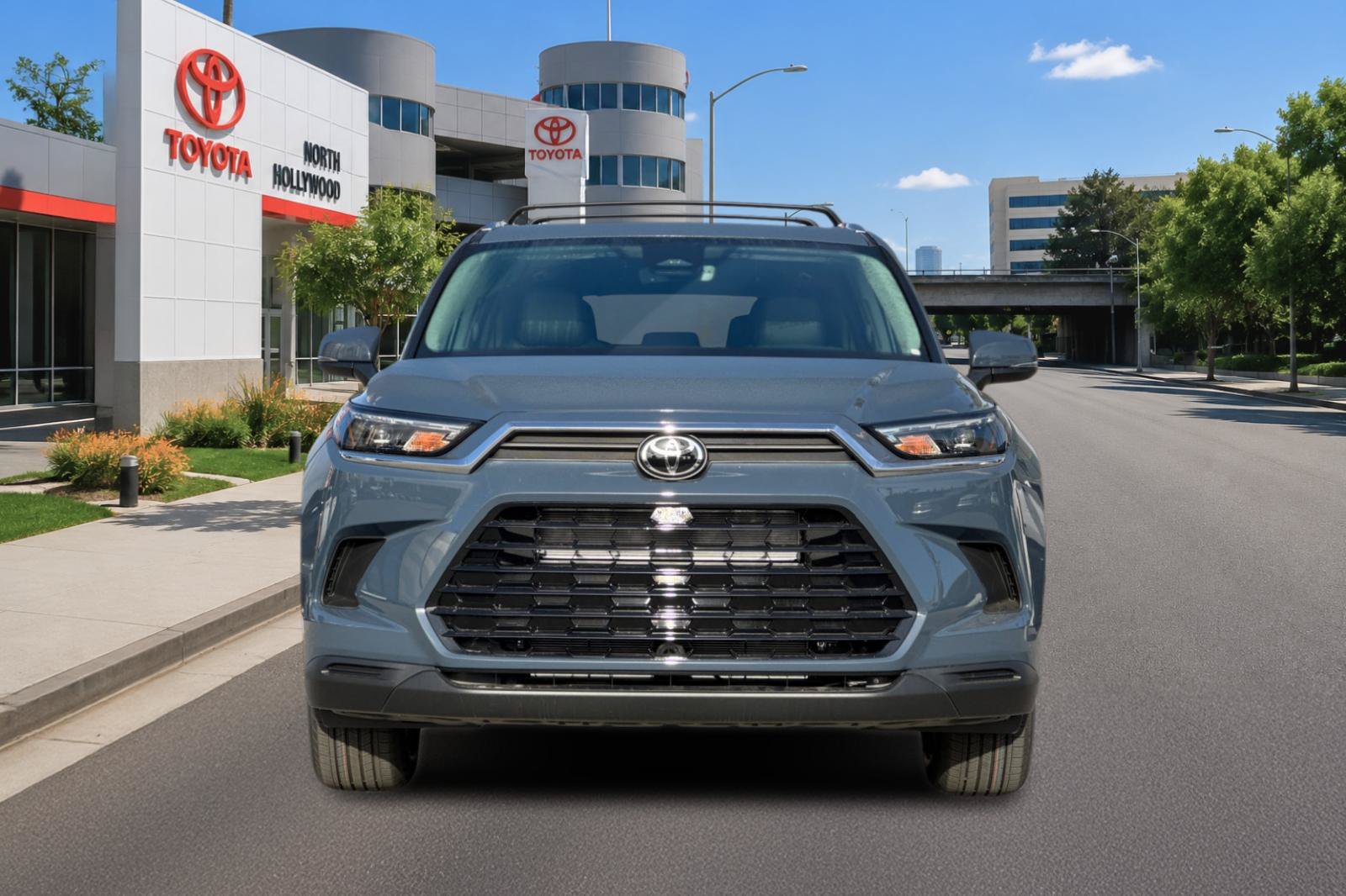 New 2026 Toyota Grand Highlander XLE FWD image 9
