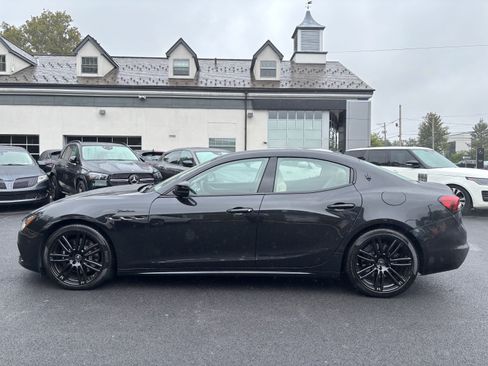 Used 2022 Maserati Ghibli Modena Q4 AWD/4WD image 2