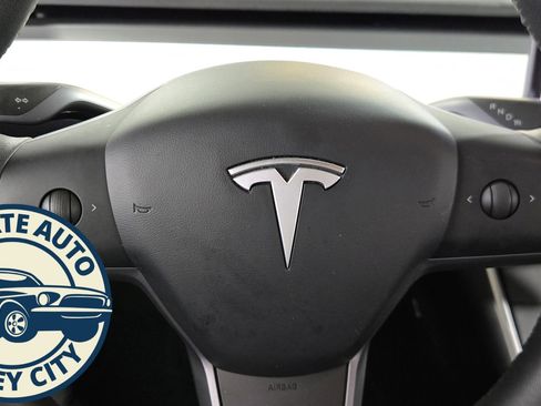 Used 2020 Tesla Model 3 Long Range image 11