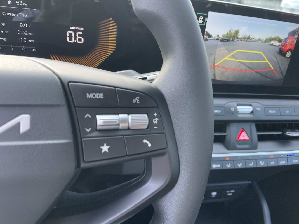 New 2026 Kia K4 FWD image 12