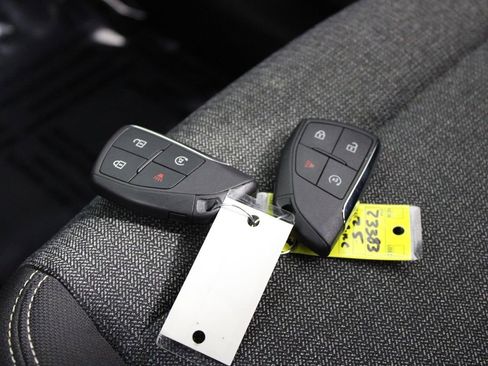 Used 2025 GMC Terrain Elevation image 29