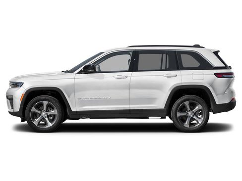 New 2026 Jeep Grand Cherokee Altitude image 19
