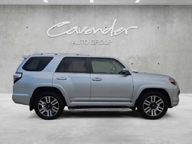 Used 2017 Toyota 4Runner Limited RWD image 17