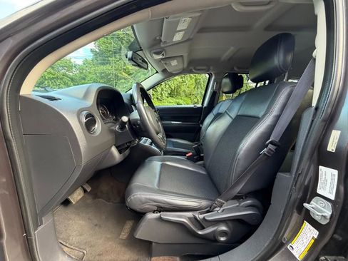 Used 2014 Jeep Compass Latitude AWD/4WD image 20