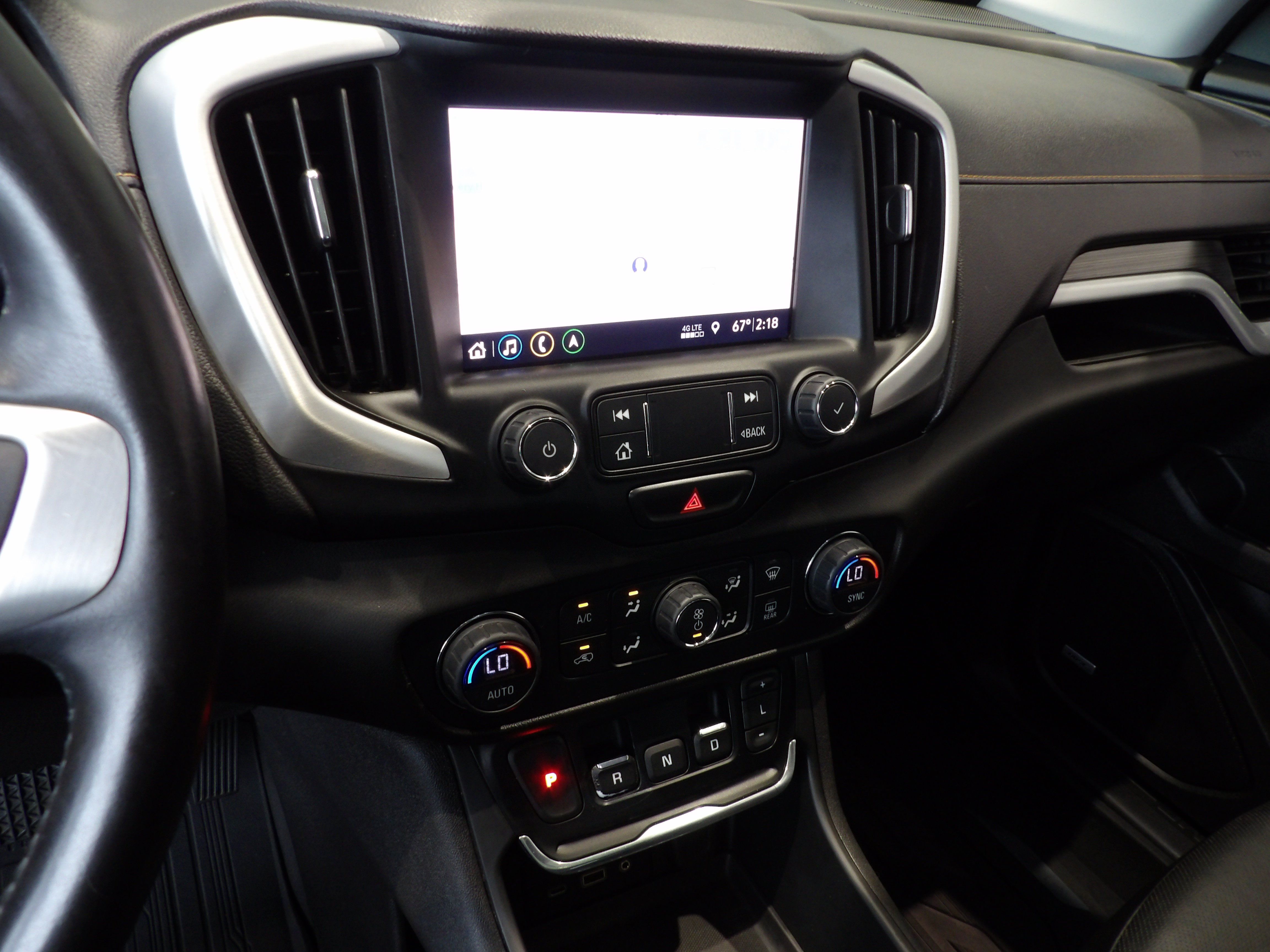 Used 2021 GMC Terrain SLT w/ Infotainment Package II AWD/4WD image 13
