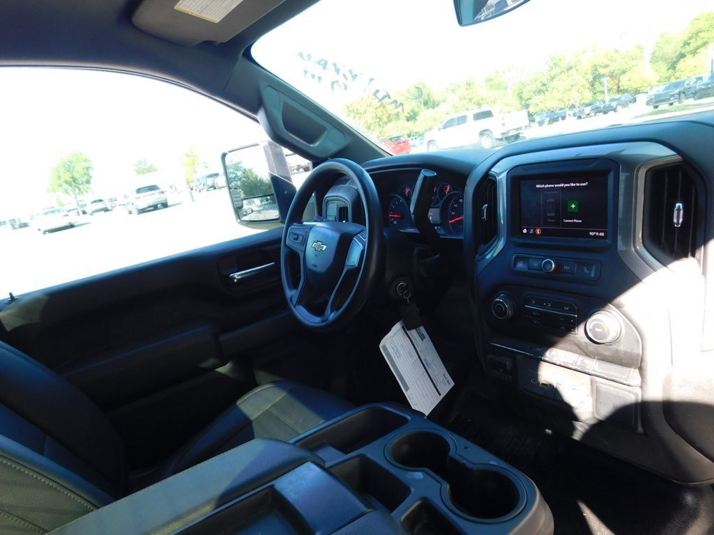 Used 2022 Chevrolet Silverado 2500 W/T w/ WT Convenience Package RWD image 2