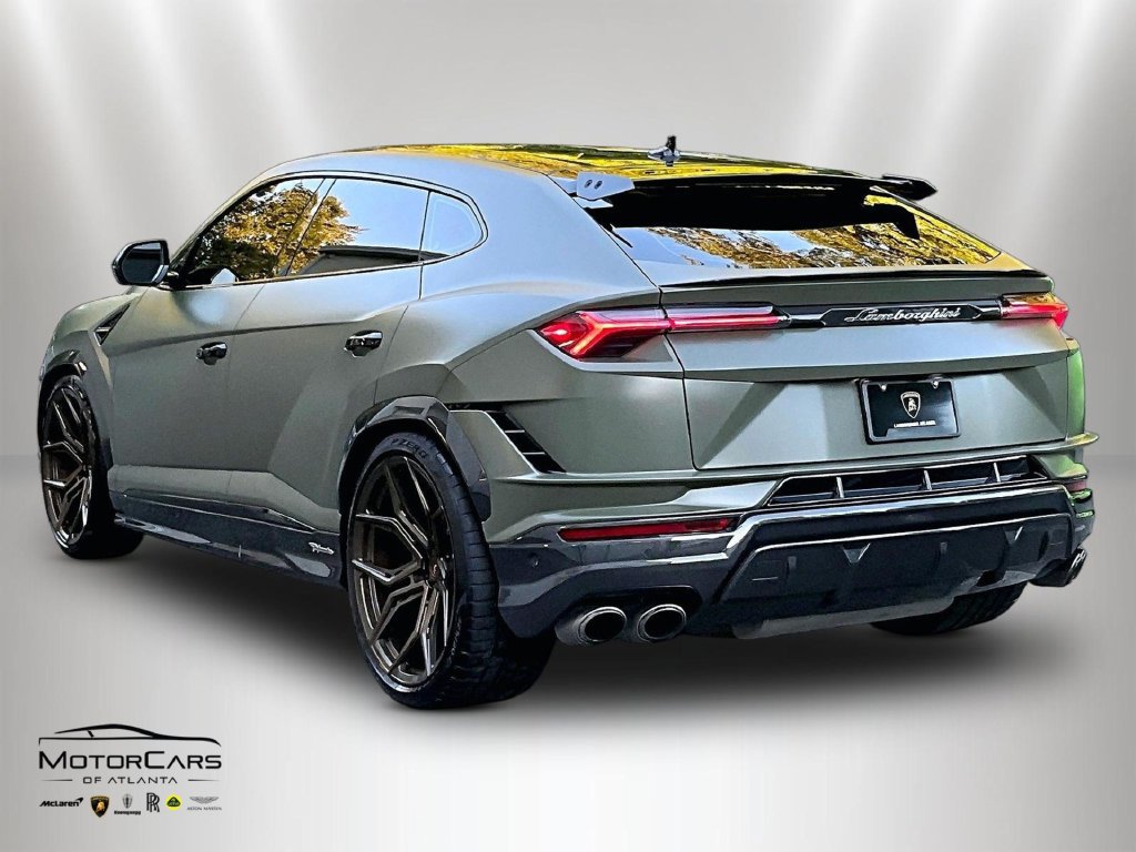 Used 2023 Lamborghini Urus Performante AWD/4WD image 10