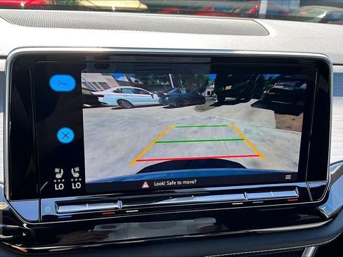 New 2026 Volkswagen Atlas Cross Sport SE AWD/4WD image 25