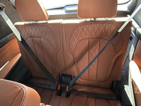 Used 2025 BMW X7 M60i AWD/4WD image 24
