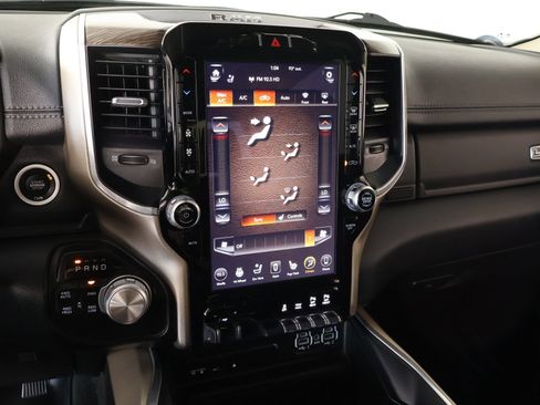 Used 2019 RAM 1500 Laramie AWD/4WD image 5