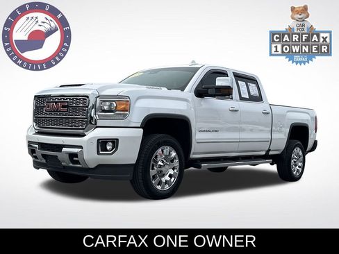 Used 2019 GMC Sierra 2500 Denali w/ Duramax Plus Package image 1