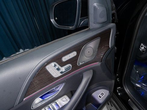 Certified 2023 Mercedes-Benz GLS 580 580 4MATIC® SUV image 12