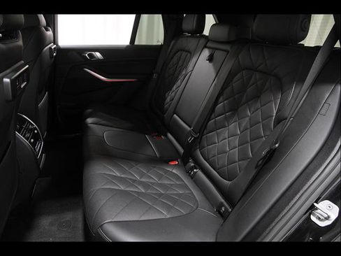 Used 2023 BMW X5 xDrive40i AWD/4WD image 20