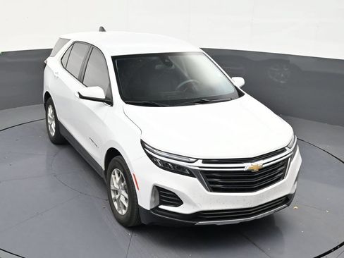 Used 2023 Chevrolet Equinox LT FWD image 18