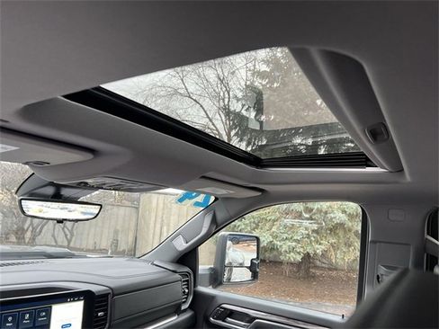 Certified 2024 Chevrolet Silverado 3500 LTZ w/ LTZ Plus Package image 16