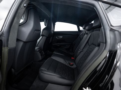 Used 2024 Audi RS e-tron GT w/ Ceramic Brake Package image 15