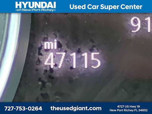 Used 2016 Volkswagen Golf S FWD image 29