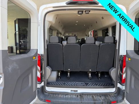 Used 2023 Ford Transit 350 XLT RWD image 6