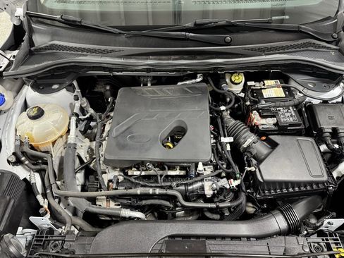 Used 2020 Ford Escape S image 11