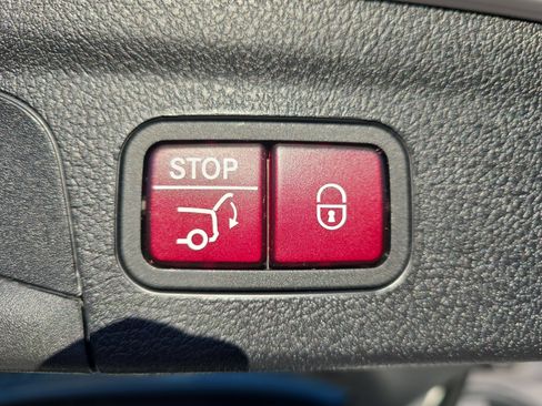 Used 2022 Mercedes-Benz GLE 350 GLE 350 image 15