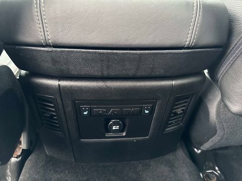 Used 2015 RAM 1500 Limited image 12