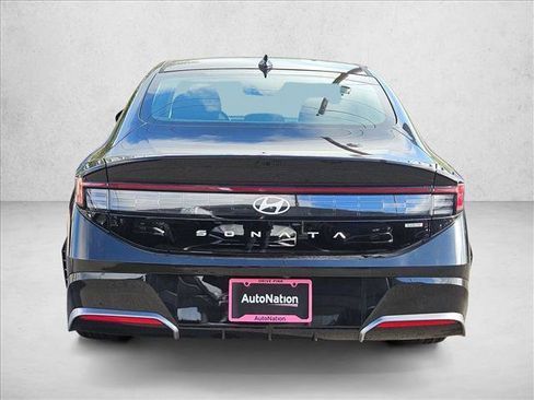 New 2025 Hyundai Sonata SEL image 8