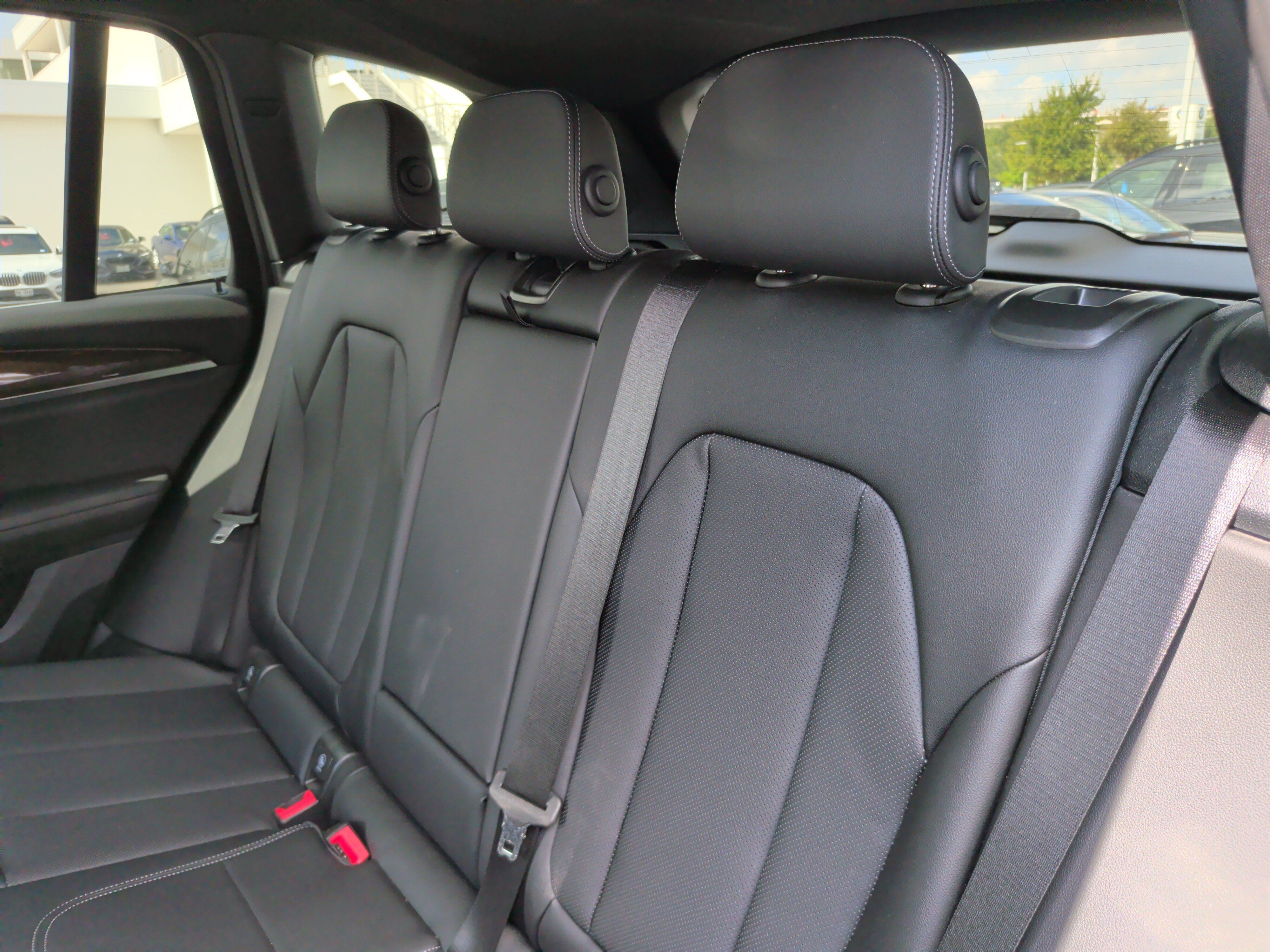 Used 2024 BMW X3 sDrive30i w/ Premium Package RWD image 35