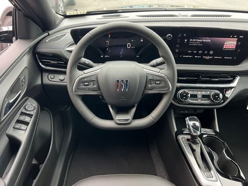 New 2026 Buick Envista Sport Touring image 13