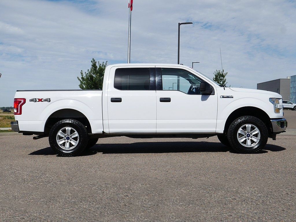 Used 2016 Ford F150 XLT AWD/4WD image 7