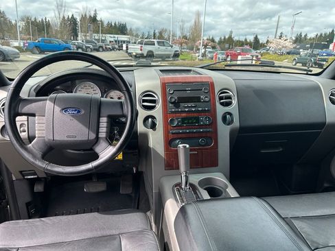 Used 2006 Ford F150 Lariat image 6