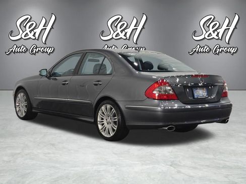 Used 2008 Mercedes-Benz E 550 4MATIC Sedan image 15