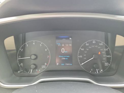 Used 2023 Toyota Corolla SE image 12